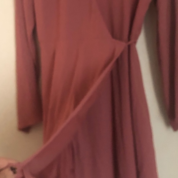 Host pick Lush Dusty Rose Wrap Dress - Picture 4 of 7